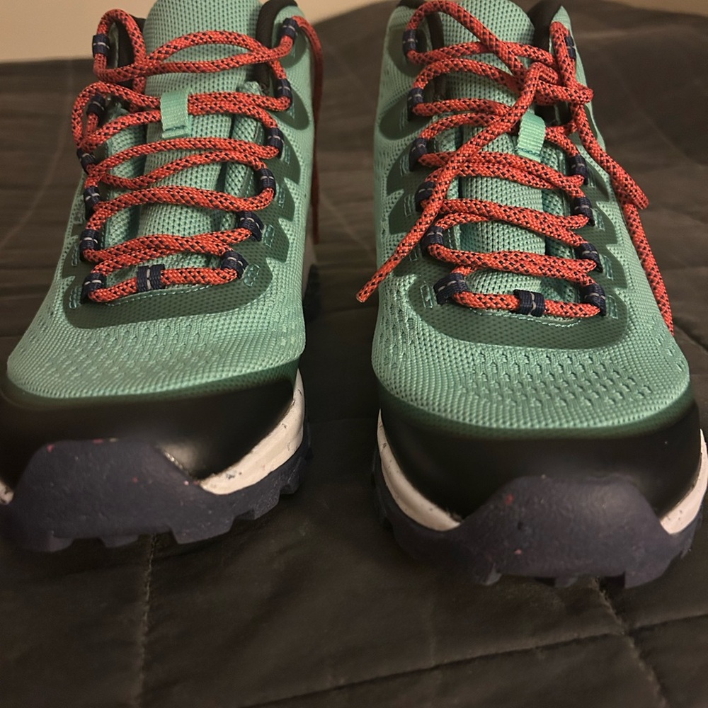 Women's Winter Boots - Teal and Red